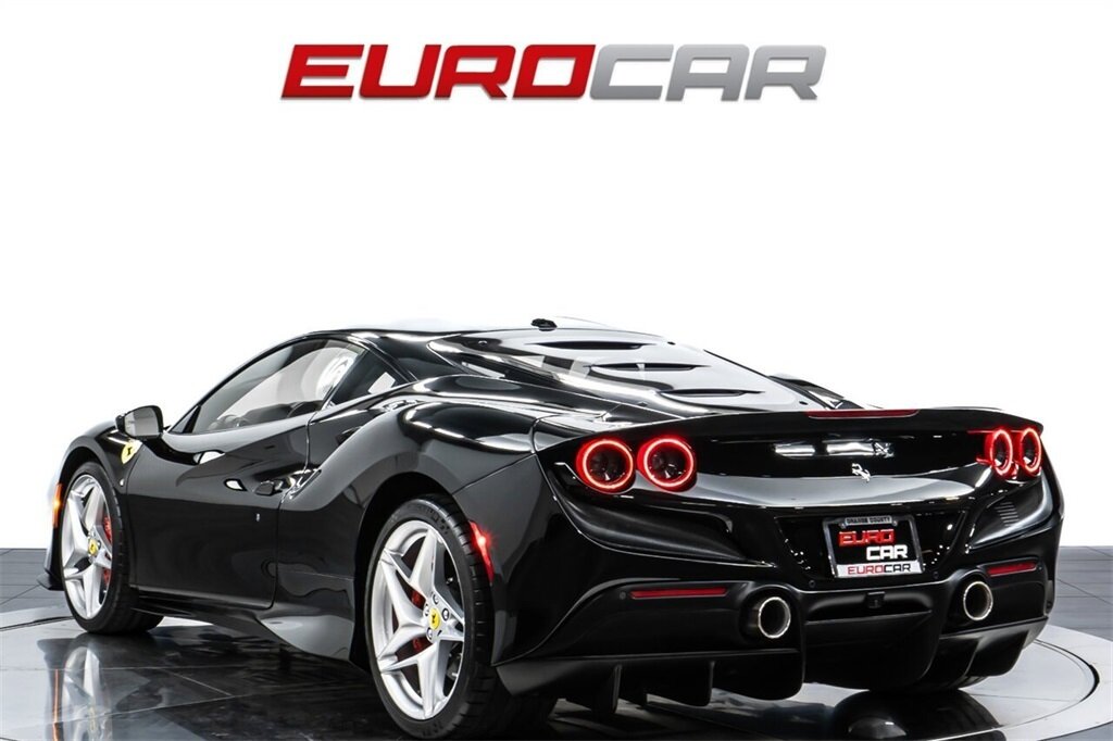 2022 Ferrari F8 Tributo  *SUSPENSION LIFTER * CARBON FIBER STEERING WHEEL* - Photo 3 - Costa Mesa, CA 92626