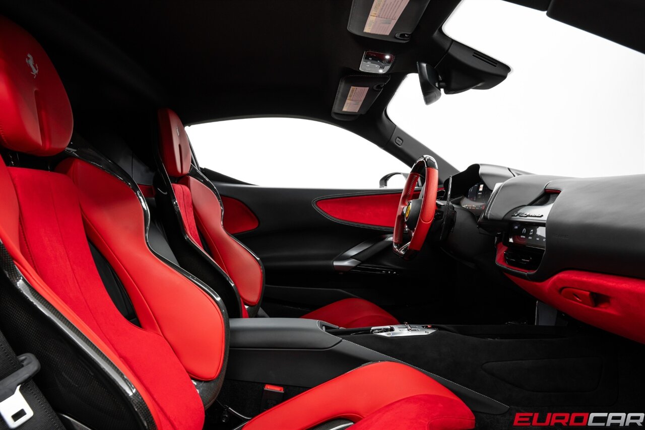 2023 Ferrari SF90 Stradale  *SUSPENSION LIFT * CARBON RACING SEATS* - Photo 44 - Costa Mesa, CA 92626
