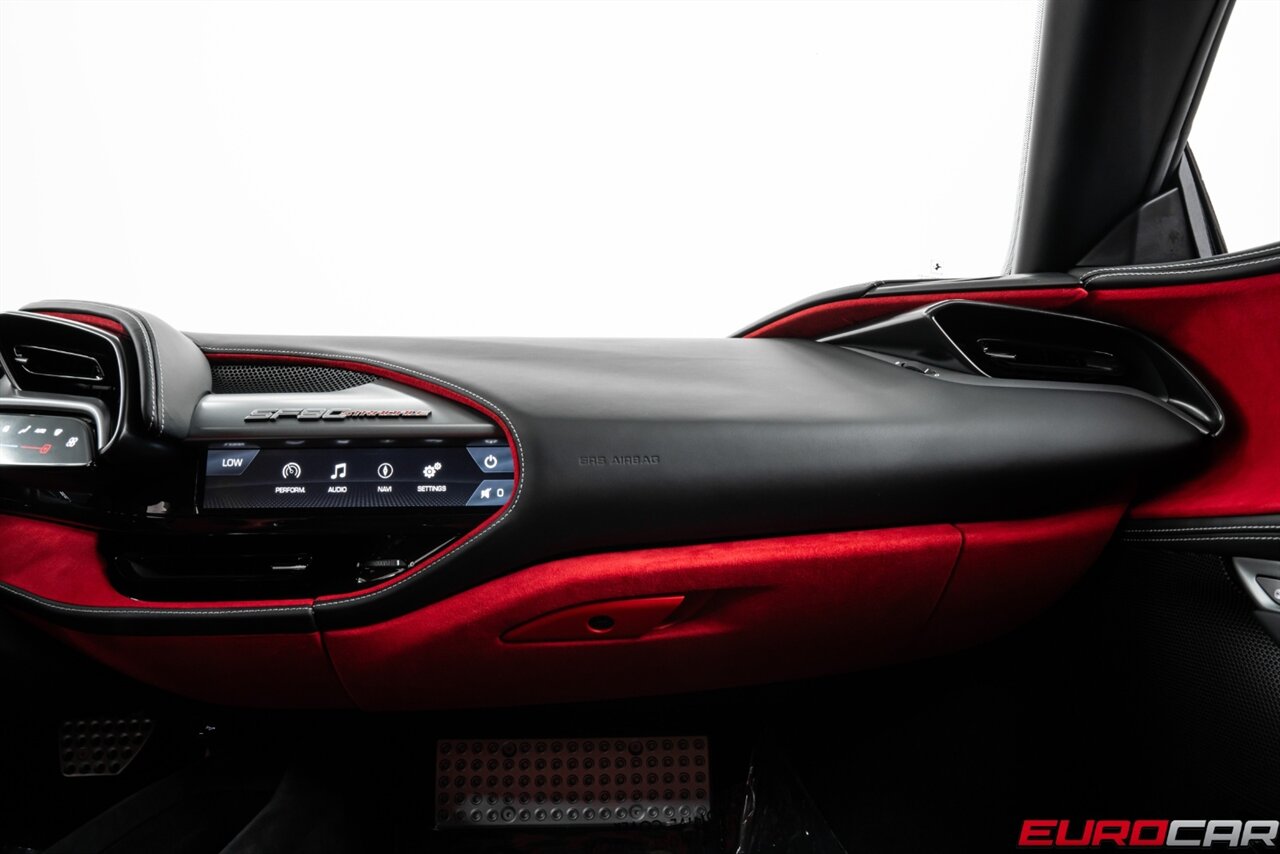 2023 Ferrari SF90 Stradale  *SUSPENSION LIFT * CARBON RACING SEATS* - Photo 41 - Costa Mesa, CA 92626
