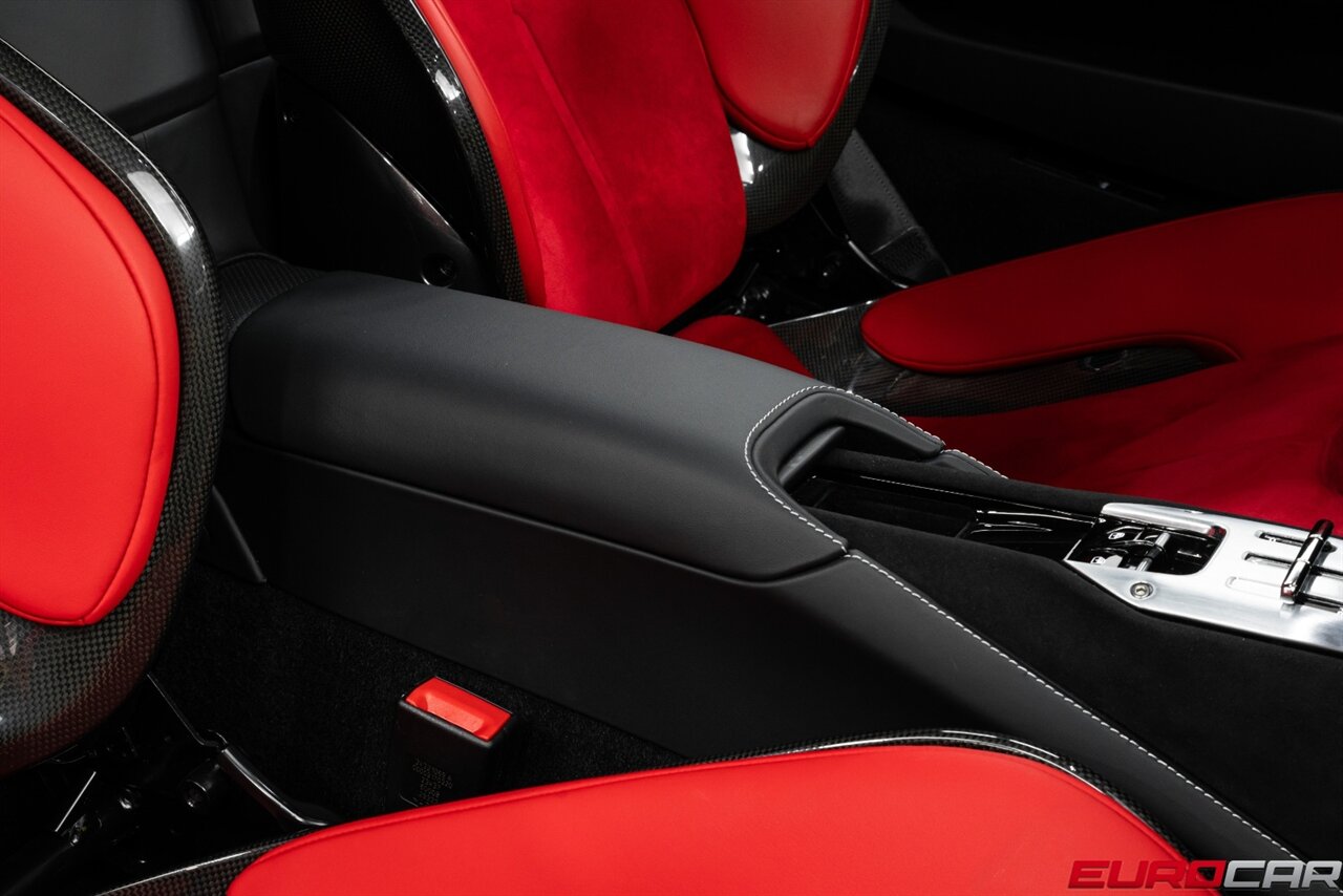 2023 Ferrari SF90 Stradale  *SUSPENSION LIFT * CARBON RACING SEATS* - Photo 42 - Costa Mesa, CA 92626