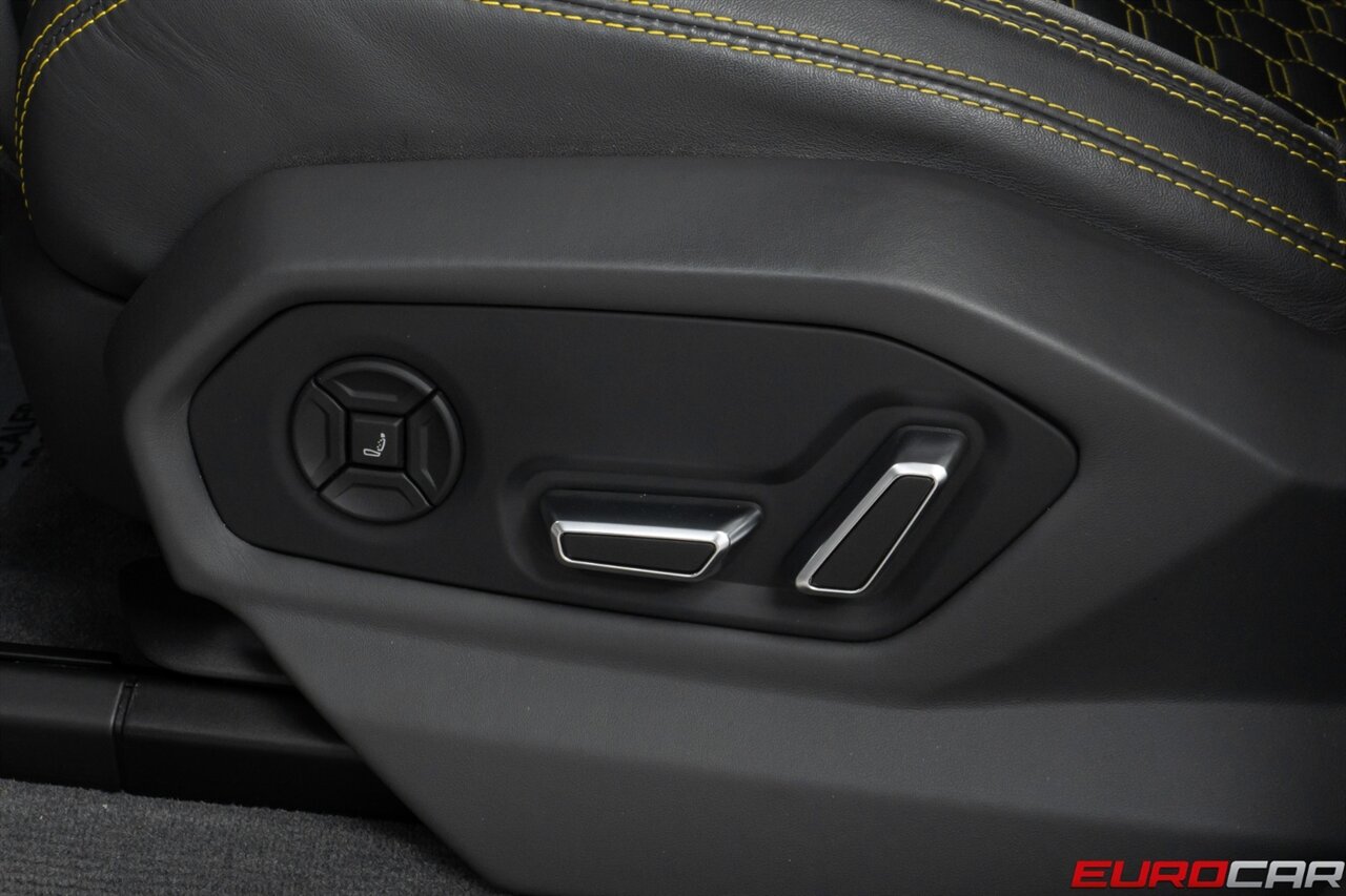 2022 Lamborghini Urus *23 " WHEELS * COMFORT SEAT PACKAGE* - Photo 43 - Costa Mesa, CA 92626