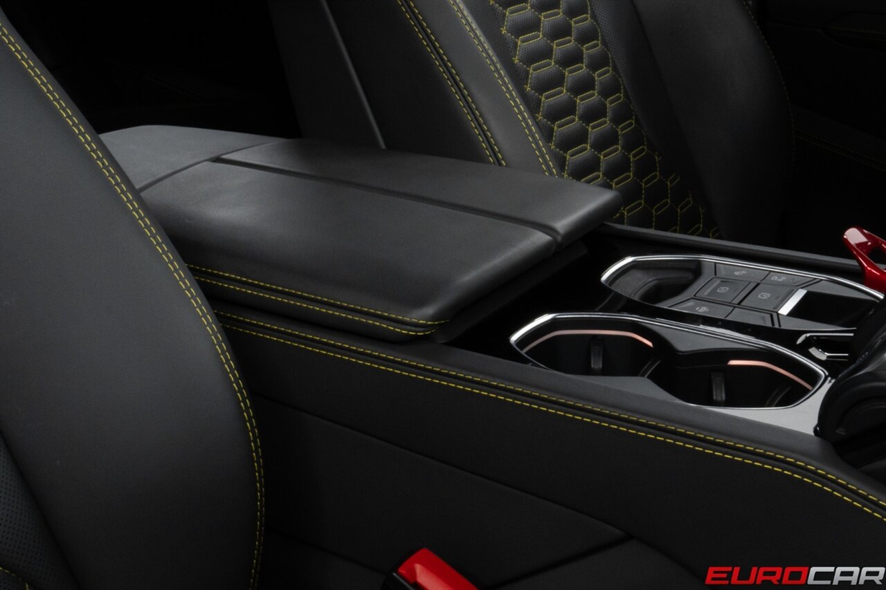 2022 Lamborghini Urus *23 " WHEELS * COMFORT SEAT PACKAGE* - Photo 33 - Costa Mesa, CA 92626