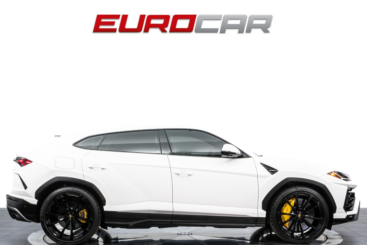2022 Lamborghini Urus *23 " WHEELS * COMFORT SEAT PACKAGE* - Photo 6 - Costa Mesa, CA 92626