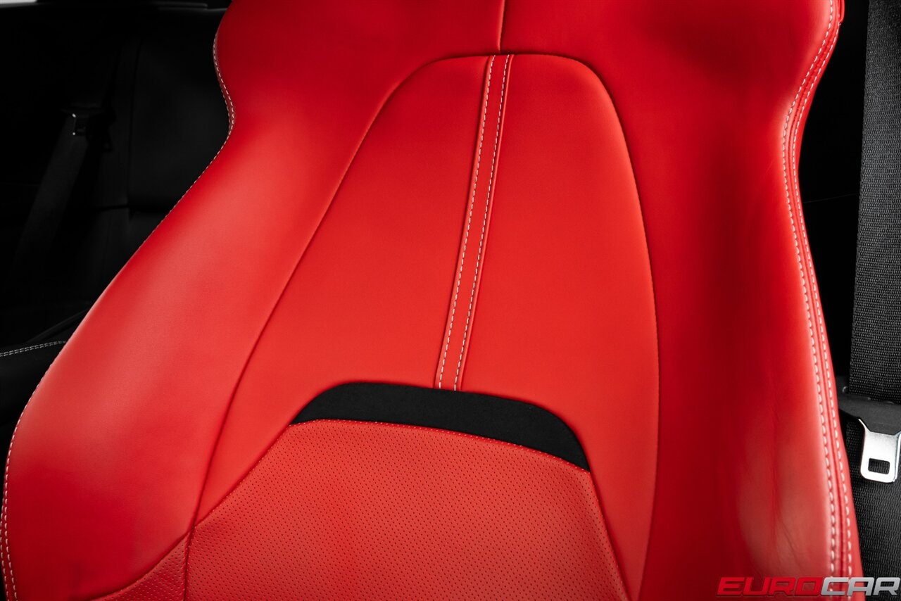 2023 Ferrari Roma *CARBON STEERING WHEEL * CUSTOM VOSSEN WHEELS* - Photo 92 - Costa Mesa, CA 92626