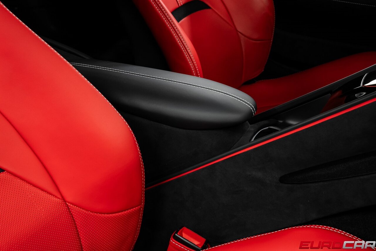 2023 Ferrari Roma *CARBON STEERING WHEEL * CUSTOM VOSSEN WHEELS* - Photo 37 - Costa Mesa, CA 92626