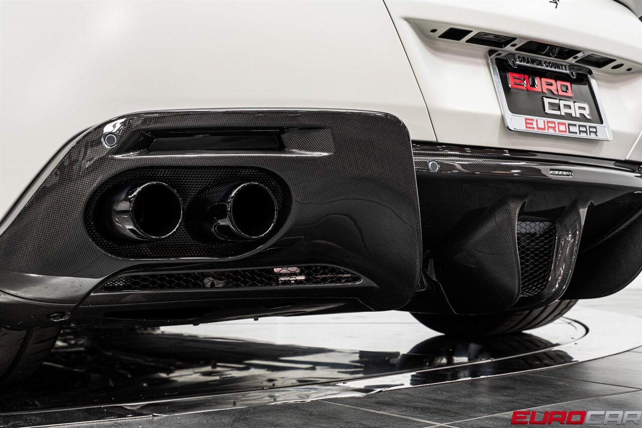 2023 Ferrari Roma *CARBON STEERING WHEEL * CUSTOM VOSSEN WHEELS* - Photo 21 - Costa Mesa, CA 92626