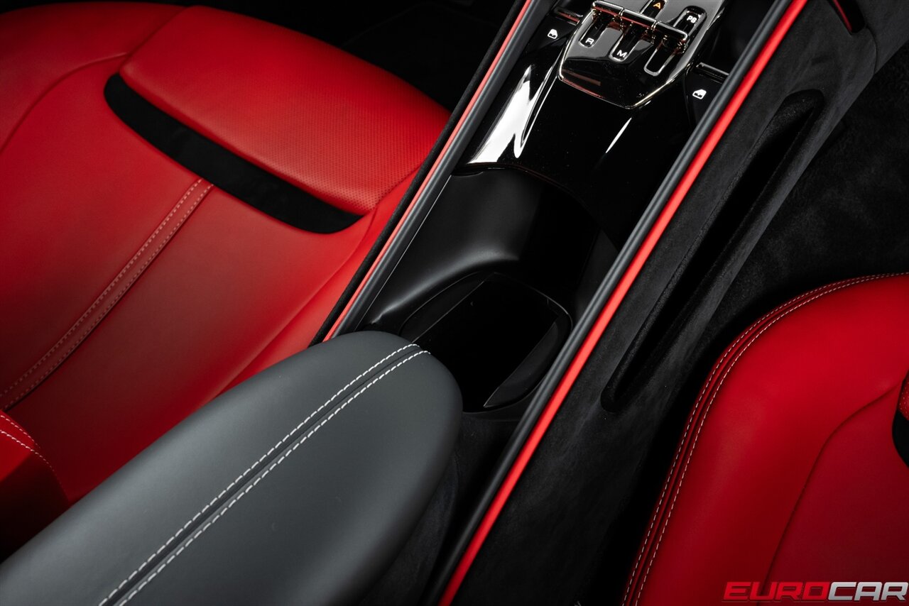 2023 Ferrari Roma *CARBON STEERING WHEEL * CUSTOM VOSSEN WHEELS* - Photo 81 - Costa Mesa, CA 92626