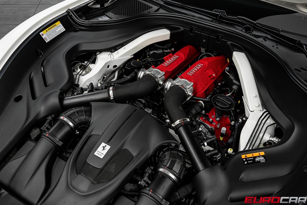 2023 Ferrari Roma *CARBON STEERING WHEEL * CUSTOM VOSSEN WHEELS* - Photo 10 - Costa Mesa, CA 92626