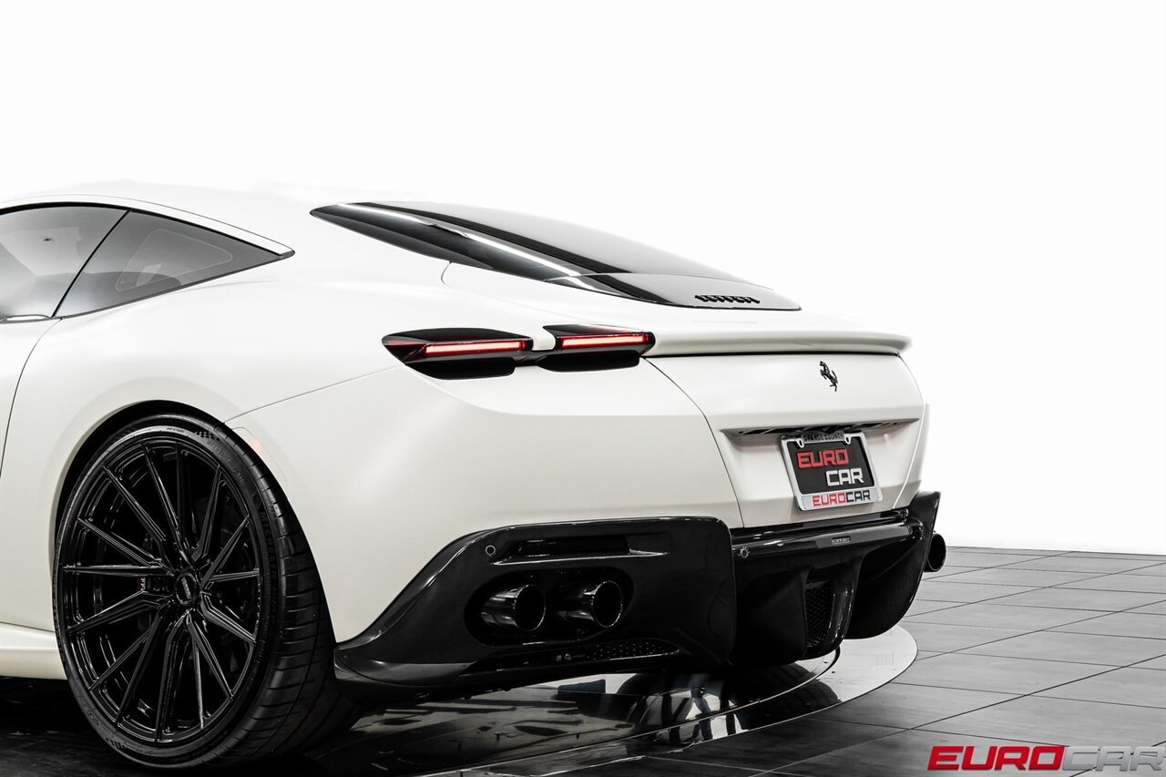 2023 Ferrari Roma *CARBON STEERING WHEEL * CUSTOM VOSSEN WHEELS* - Photo 18 - Costa Mesa, CA 92626