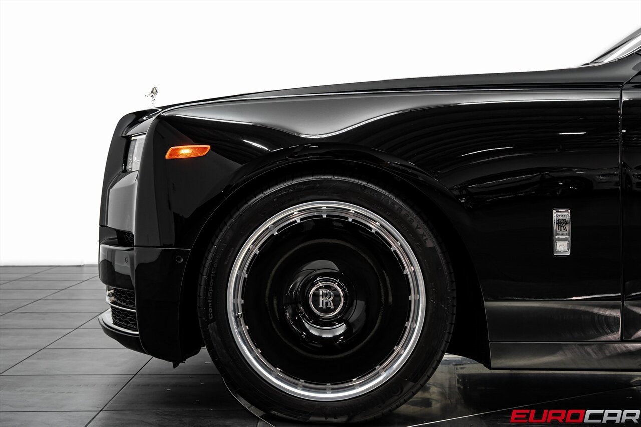 2025 Rolls-Royce Phantom  *SHOOTING STAR HEADLINER * REAR THEATER * IMMERSIVE REAR SEATS* - Photo 15 - Costa Mesa, CA 92626