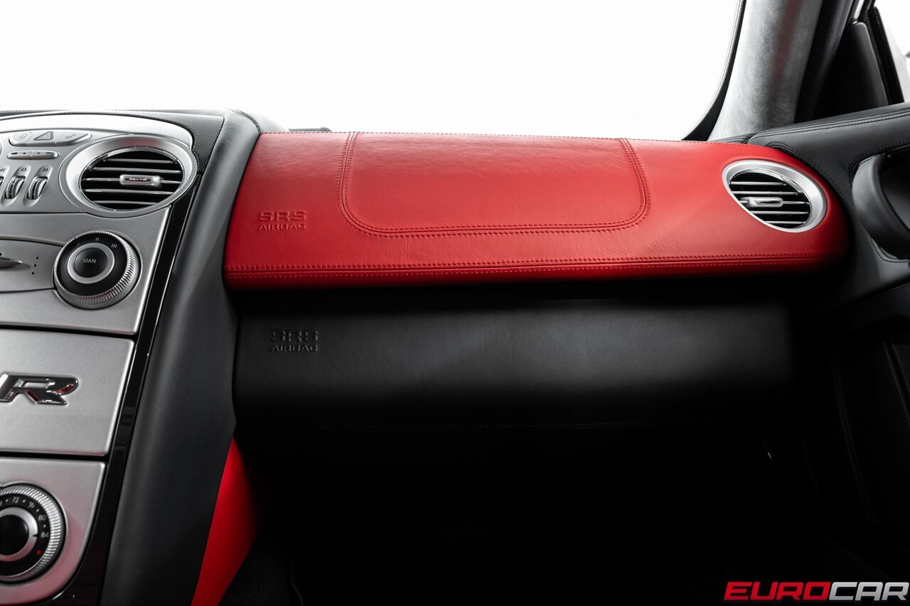 2005 Mercedes-Benz SLR *LESS THAN 3,000 MILES * CARBON FIBER SEATS*  *LESS THAN 3,000 MILES * CARBON FIBER REINFORCED BUCKET SEATS* - Photo 34 - Costa Mesa, CA 92626