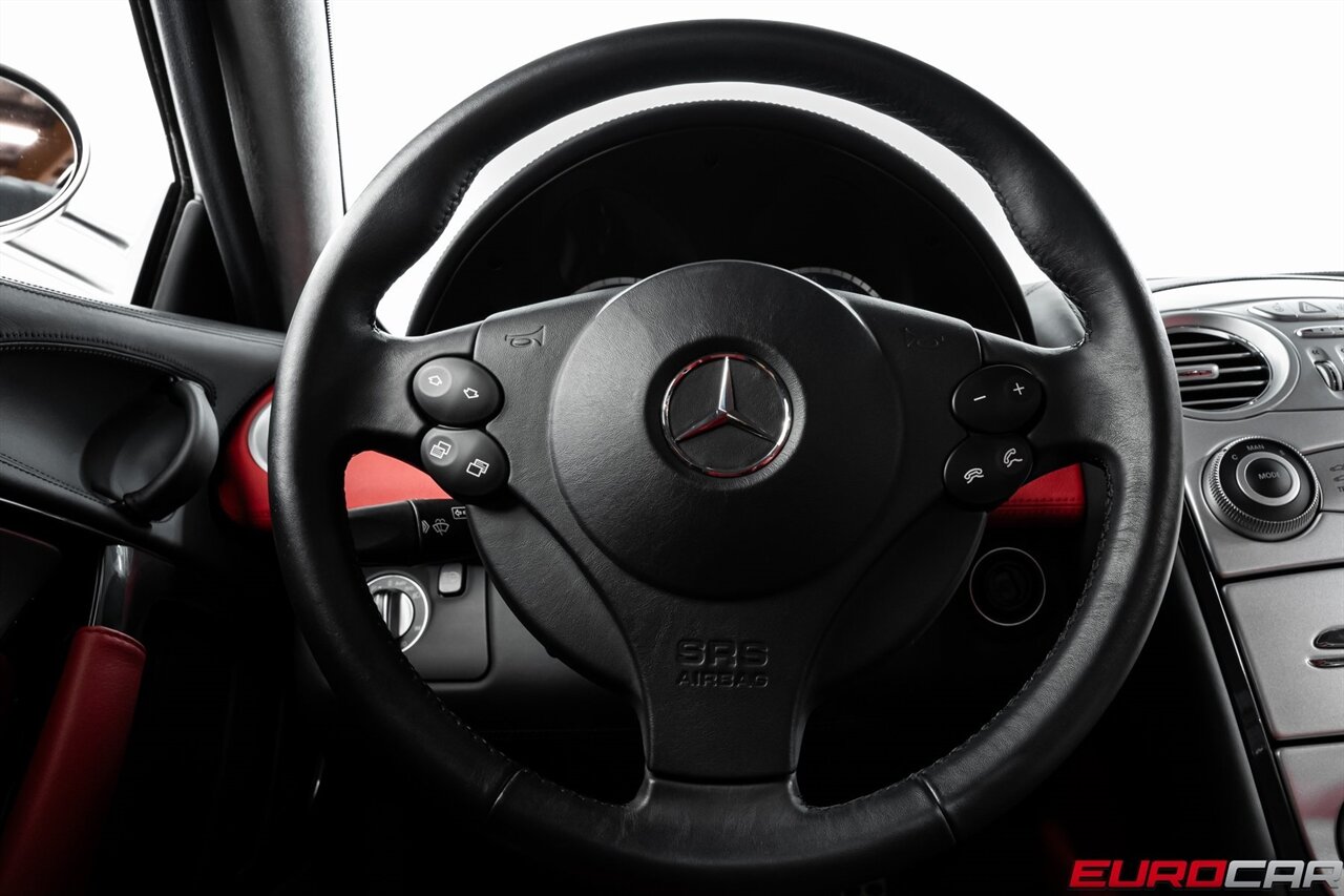2005 Mercedes-Benz SLR *LESS THAN 3,000 MILES * CARBON FIBER SEATS*  *LESS THAN 3,000 MILES * CARBON FIBER REINFORCED BUCKET SEATS* - Photo 30 - Costa Mesa, CA 92626