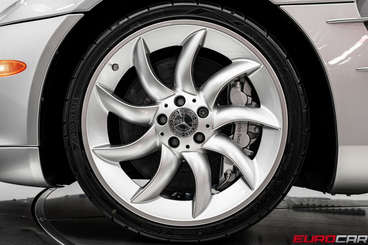 2005 Mercedes-Benz SLR *LESS THAN 3,000 MILES * CARBON FIBER SEATS*  *LESS THAN 3,000 MILES * CARBON FIBER REINFORCED BUCKET SEATS* - Photo 22 - Costa Mesa, CA 92626