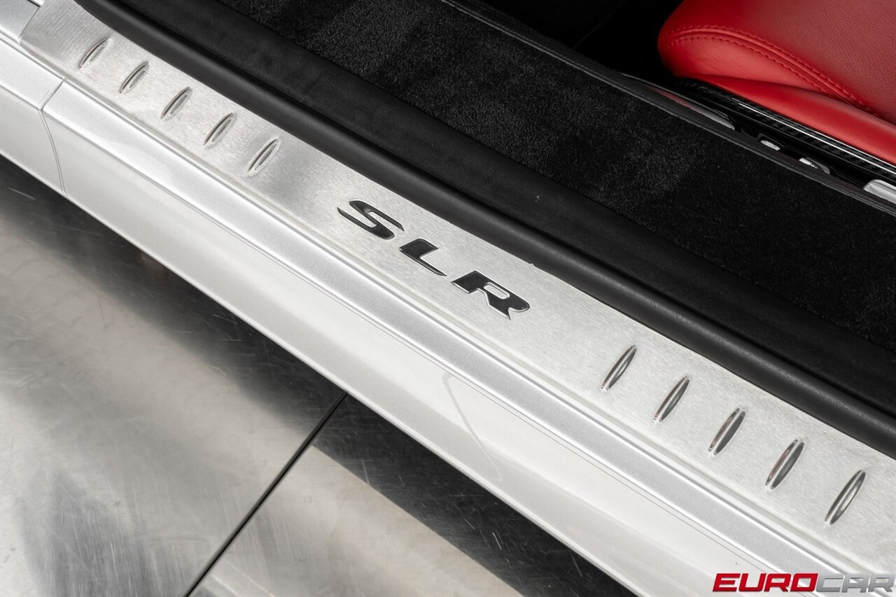 2005 Mercedes-Benz SLR *LESS THAN 3,000 MILES * CARBON FIBER SEATS*  *LESS THAN 3,000 MILES * CARBON FIBER REINFORCED BUCKET SEATS* - Photo 45 - Costa Mesa, CA 92626