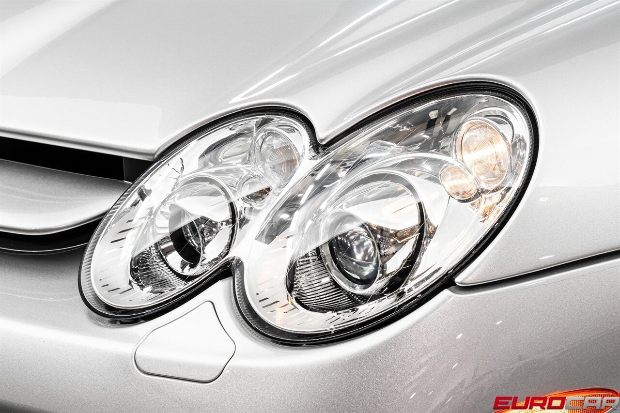 2005 Mercedes-Benz SLR *LESS THAN 3,000 MILES * CARBON FIBER SEATS*  *LESS THAN 3,000 MILES * CARBON FIBER REINFORCED BUCKET SEATS* - Photo 11 - Costa Mesa, CA 92626