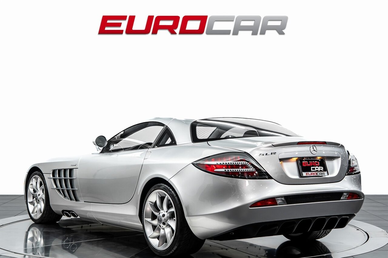 2005 Mercedes-Benz SLR  *LESS THAN 3,000 MILES * CARBON FIBER REINFORCED BUCKET SEATS* - Photo 3 - Costa Mesa, CA 92626