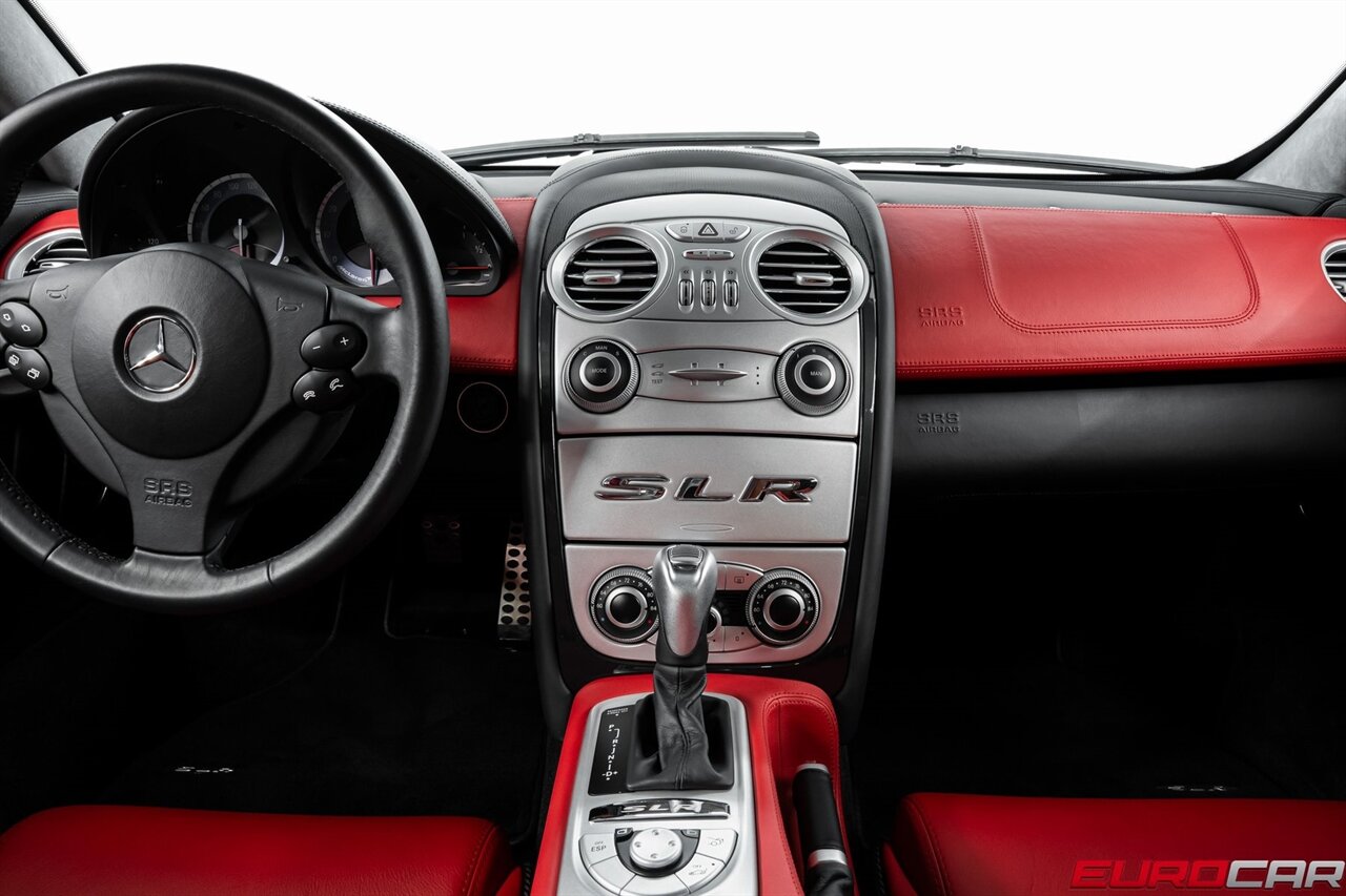 2005 Mercedes-Benz SLR *LESS THAN 3,000 MILES * CARBON FIBER SEATS*  *LESS THAN 3,000 MILES * CARBON FIBER REINFORCED BUCKET SEATS* - Photo 27 - Costa Mesa, CA 92626