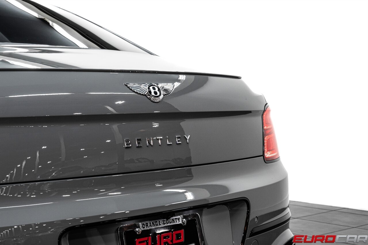 2023 Bentley Flying Spur V8 *1 of 5 IN THE WORLD * GREYSTONE COLLECTION * OVER $340K NEW! * - Photo 18 - Costa Mesa, CA 92626