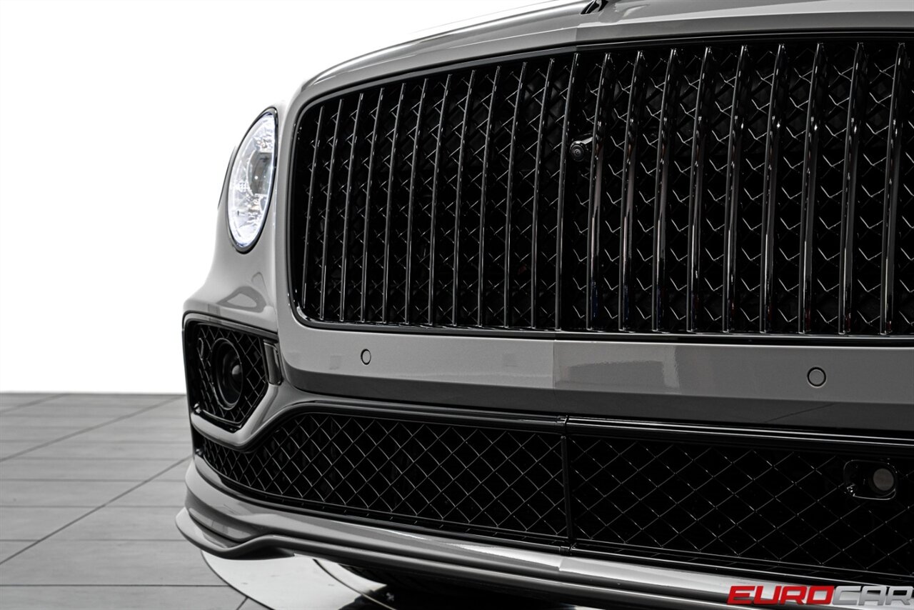 2023 Bentley Flying Spur V8 *1 of 5 IN THE WORLD * GREYSTONE COLLECTION * OVER $340K NEW! * - Photo 11 - Costa Mesa, CA 92626