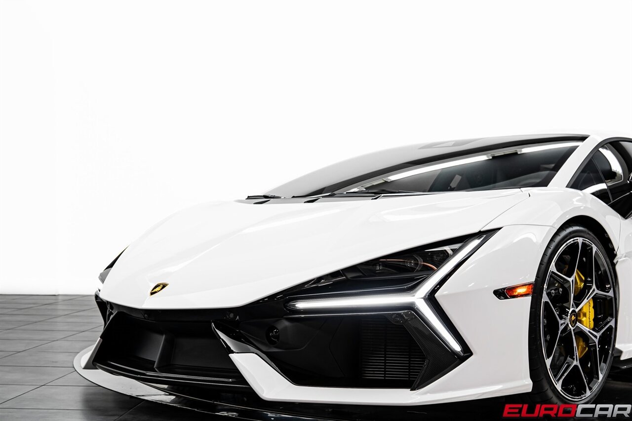 2025 Lamborghini Revuelto  *$56,600 IN CARBON OPTIONS * SPECIAL PAINT * SPORTIVA TRIM* - Photo 16 - Costa Mesa, CA 92626
