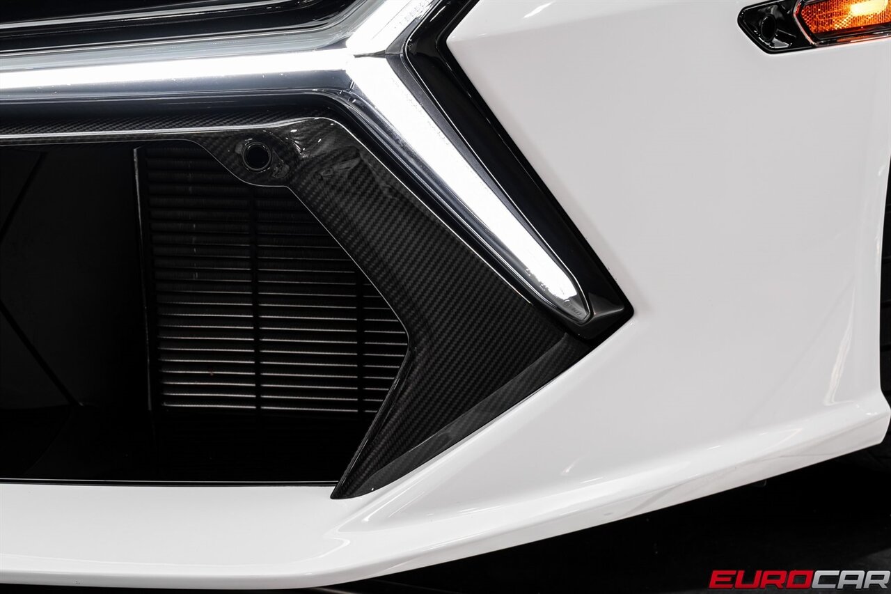 2025 Lamborghini Revuelto  *$56,600 IN CARBON OPTIONS * SPECIAL PAINT * SPORTIVA TRIM* - Photo 14 - Costa Mesa, CA 92626