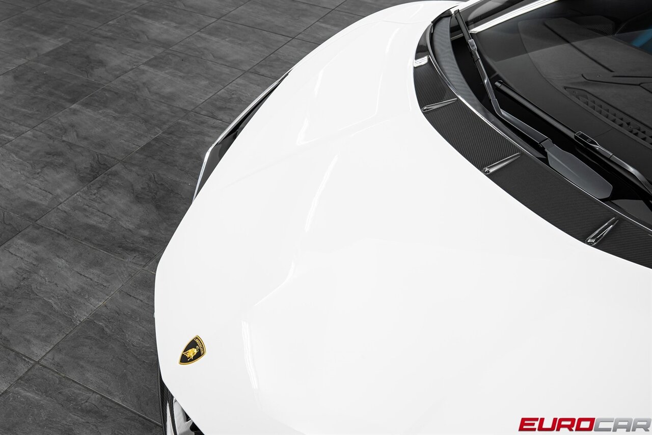 2025 Lamborghini Revuelto  *$56,600 IN CARBON OPTIONS * SPECIAL PAINT * SPORTIVA TRIM* - Photo 9 - Costa Mesa, CA 92626