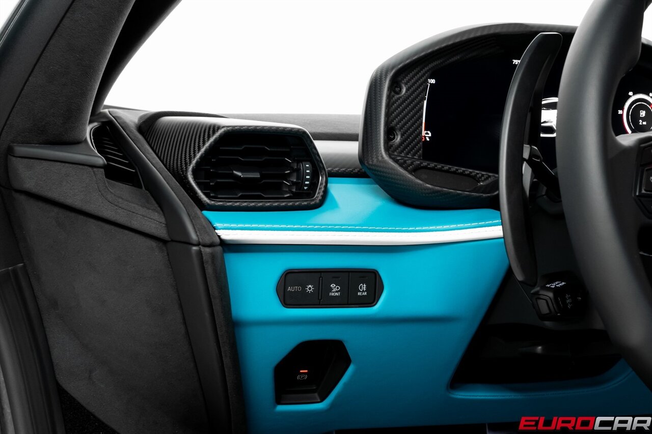 2025 Lamborghini Revuelto  *$56,600 IN CARBON OPTIONS * SPECIAL PAINT * SPORTIVA TRIM* - Photo 39 - Costa Mesa, CA 92626