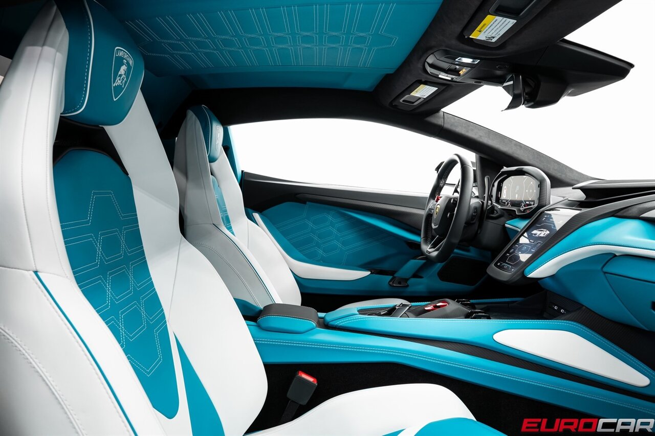 2025 Lamborghini Revuelto  *$56,600 IN CARBON OPTIONS * SPECIAL PAINT * SPORTIVA TRIM* - Photo 51 - Costa Mesa, CA 92626