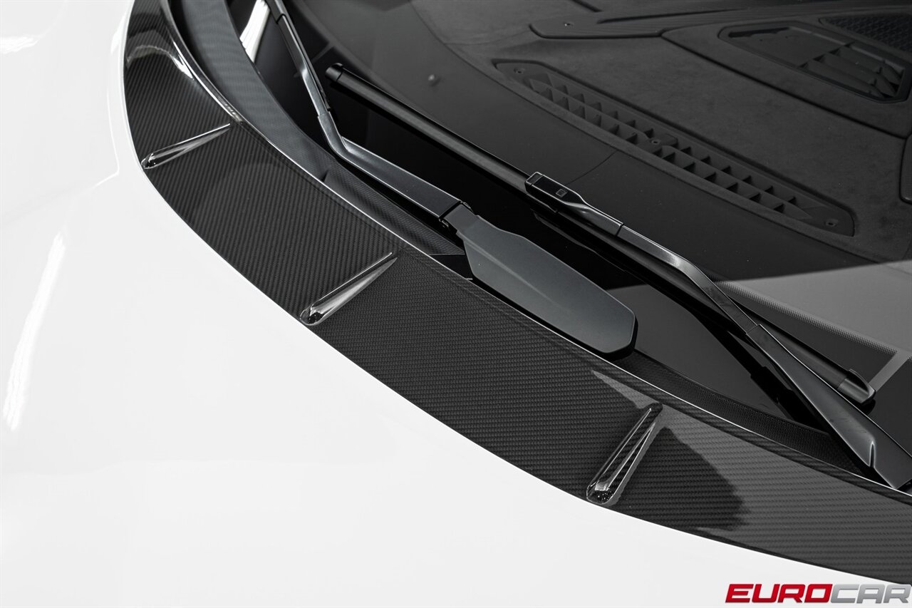 2025 Lamborghini Revuelto  *$56,600 IN CARBON OPTIONS * SPECIAL PAINT * SPORTIVA TRIM* - Photo 10 - Costa Mesa, CA 92626