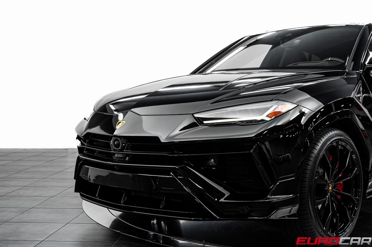 2024 Lamborghini Urus S *PANORAMIC SUNROOF * IMMACULATE CONDITION*   - Photo 12 - Costa Mesa, CA 92626