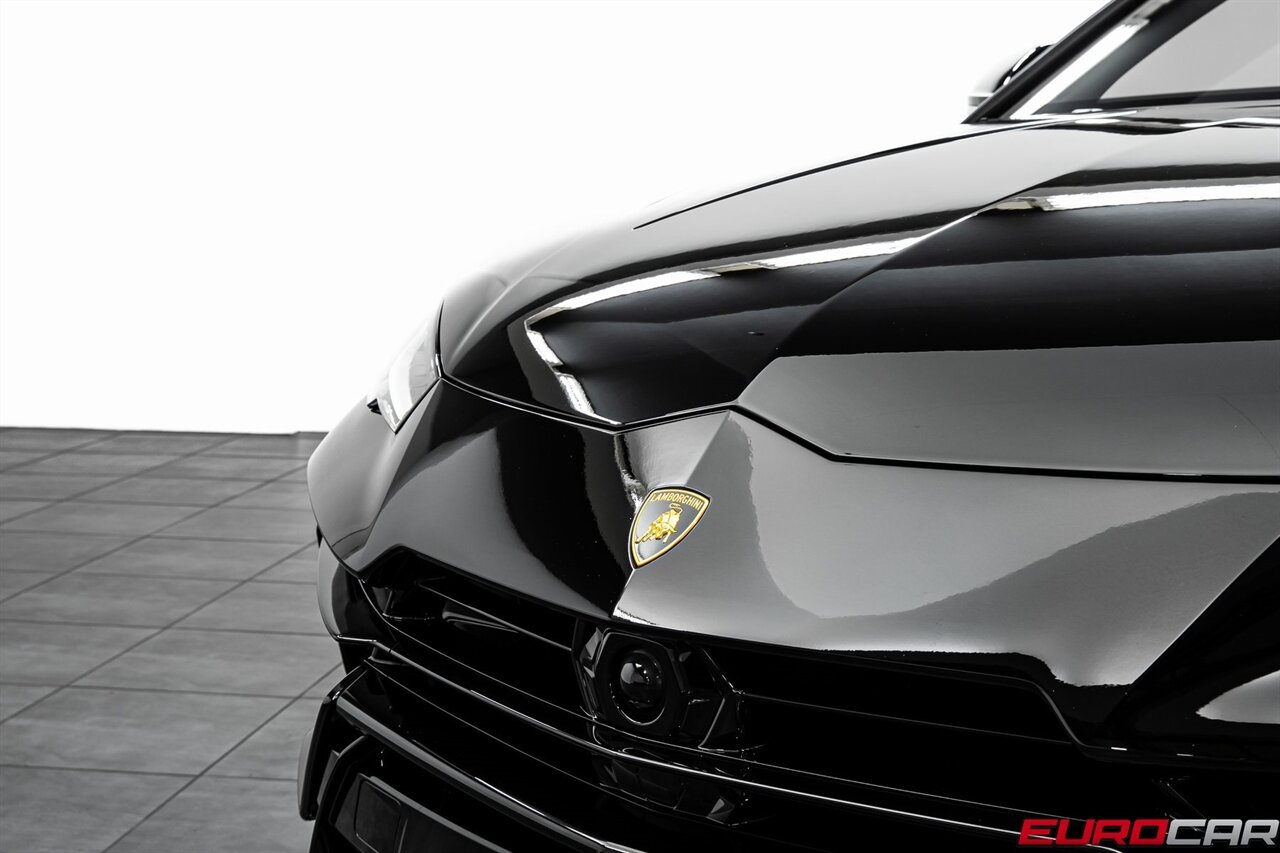 2024 Lamborghini Urus S *PANORAMIC SUNROOF * IMMACULATE CONDITION*   - Photo 9 - Costa Mesa, CA 92626