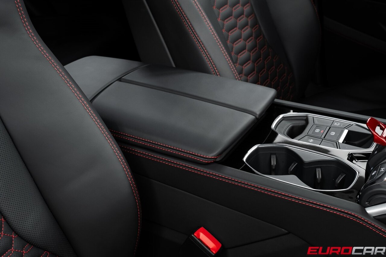 2024 Lamborghini Urus S *PANORAMIC SUNROOF * IMMACULATE CONDITION*   - Photo 33 - Costa Mesa, CA 92626