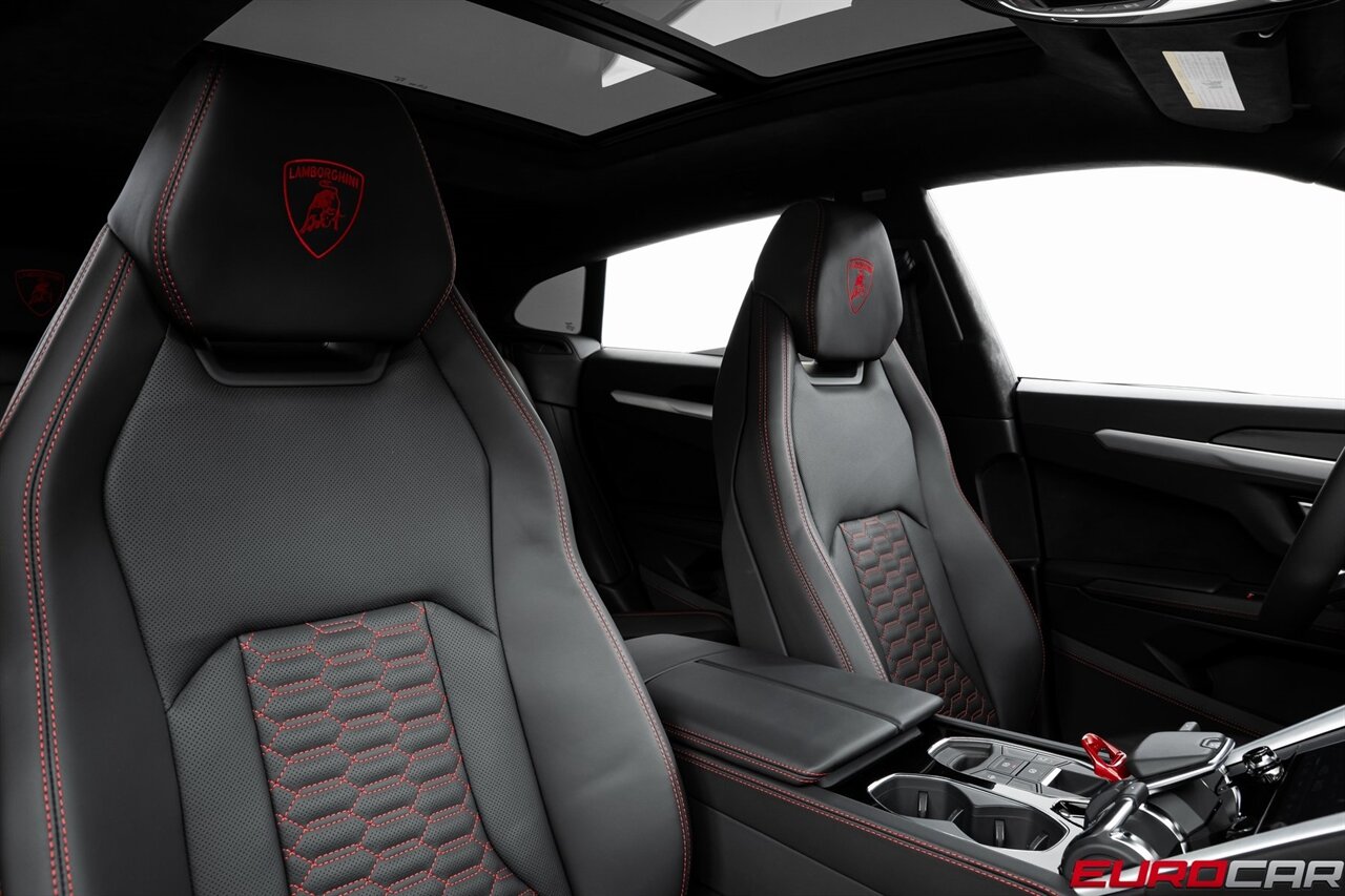 2024 Lamborghini Urus S *PANORAMIC SUNROOF * IMMACULATE CONDITION*   - Photo 36 - Costa Mesa, CA 92626