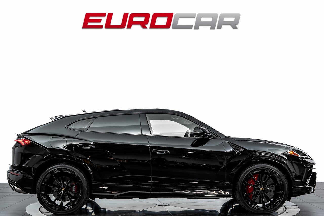 2024 Lamborghini Urus S *PANORAMIC SUNROOF * IMMACULATE CONDITION*   - Photo 6 - Costa Mesa, CA 92626