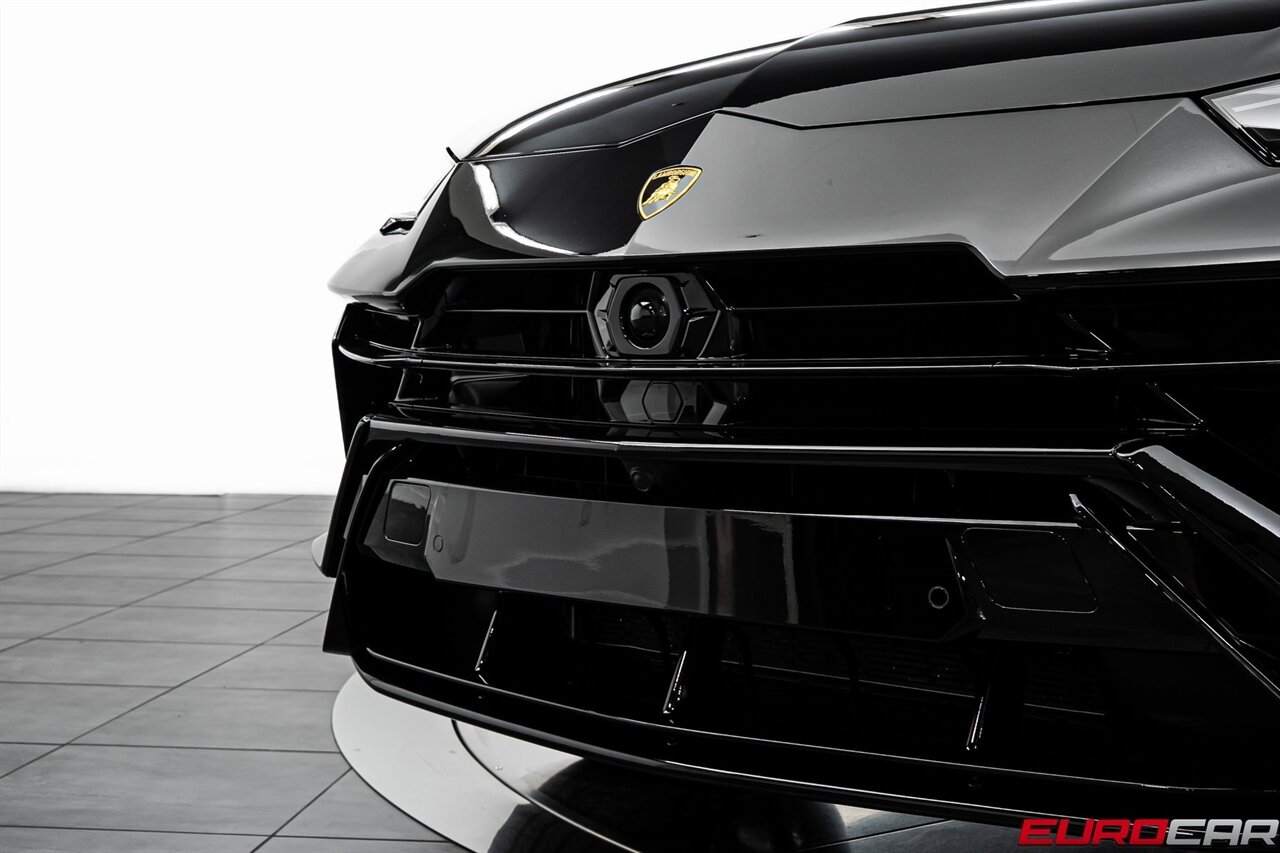 2024 Lamborghini Urus S *PANORAMIC SUNROOF * IMMACULATE CONDITION*   - Photo 11 - Costa Mesa, CA 92626