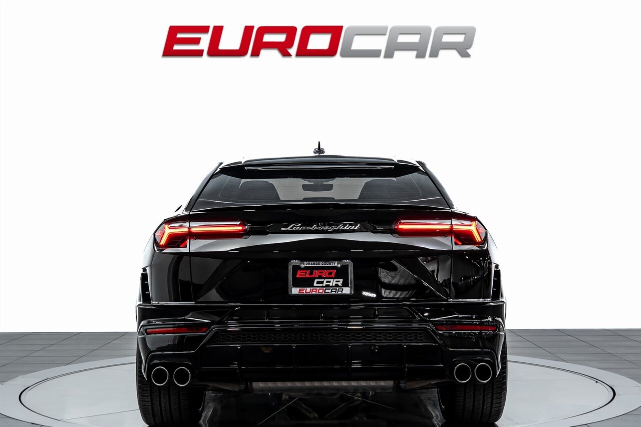 2024 Lamborghini Urus S *PANORAMIC SUNROOF * IMMACULATE CONDITION*   - Photo 4 - Costa Mesa, CA 92626