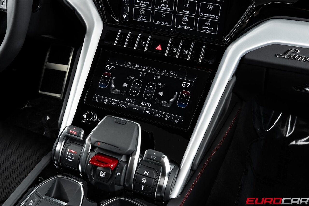 2024 Lamborghini Urus S *PANORAMIC SUNROOF * IMMACULATE CONDITION*   - Photo 30 - Costa Mesa, CA 92626