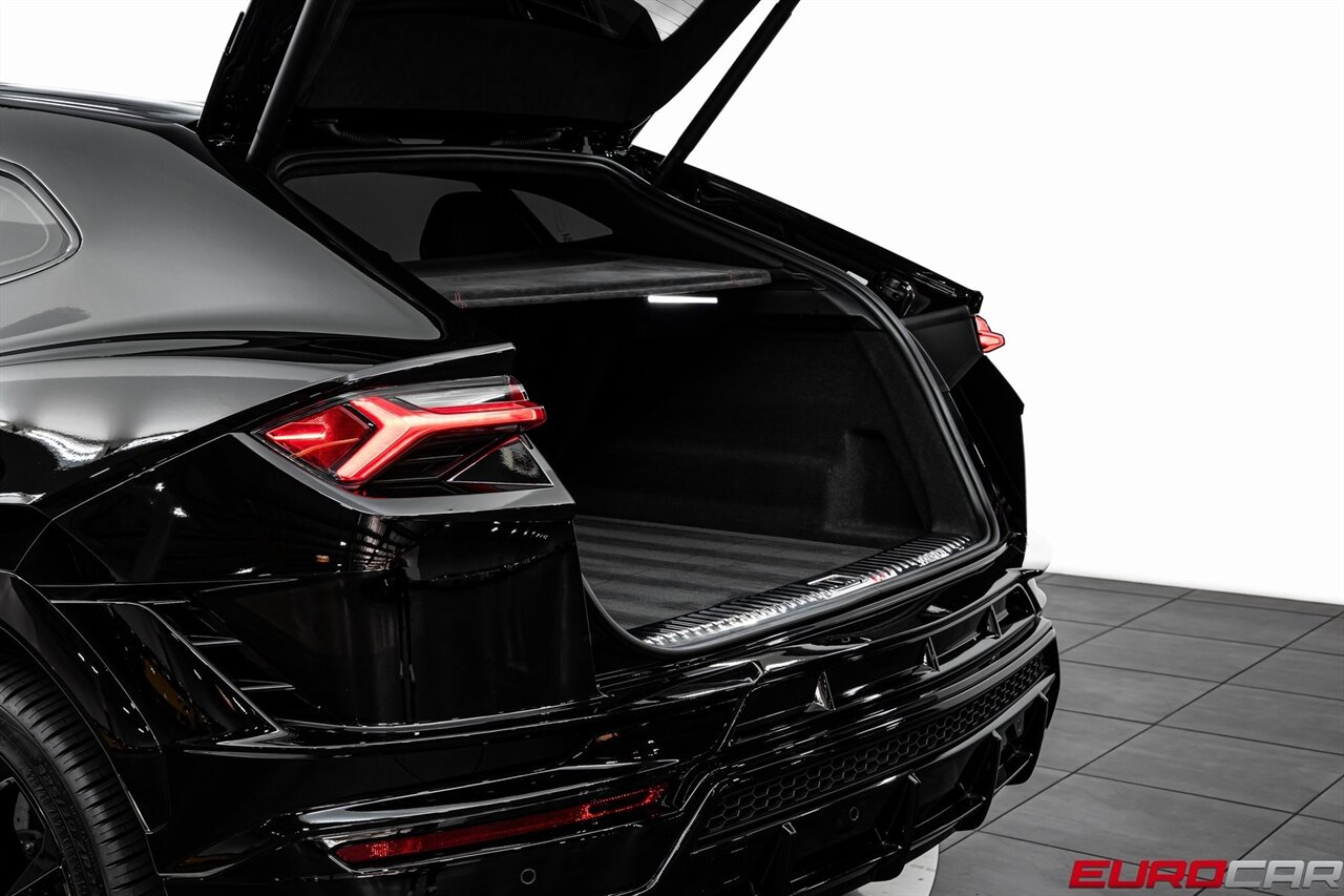 2024 Lamborghini Urus S *PANORAMIC SUNROOF * IMMACULATE CONDITION*   - Photo 16 - Costa Mesa, CA 92626