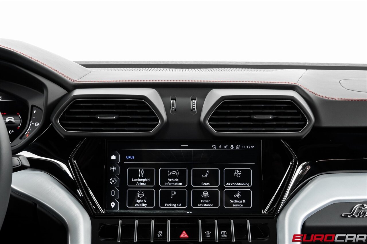 2024 Lamborghini Urus S *PANORAMIC SUNROOF * IMMACULATE CONDITION*   - Photo 29 - Costa Mesa, CA 92626