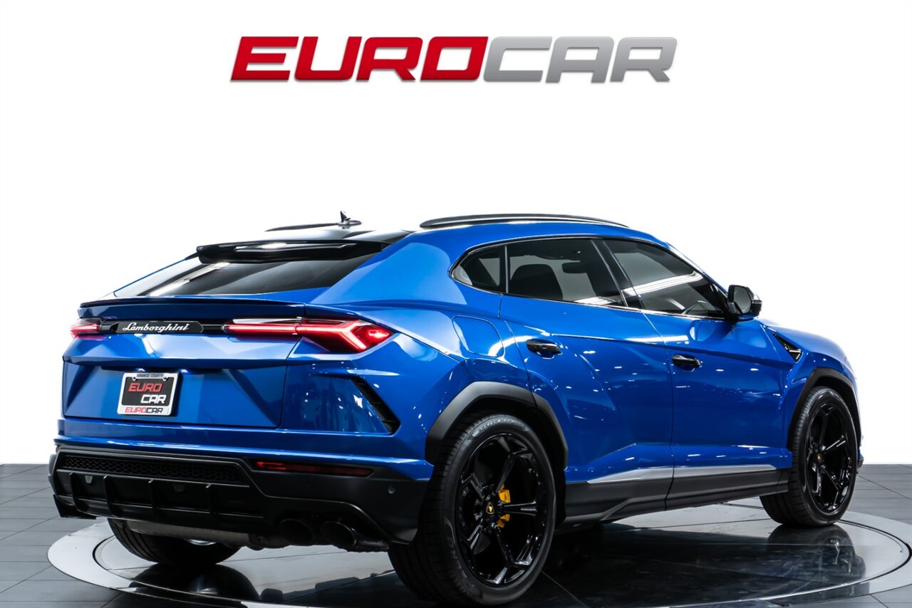 2020 Lamborghini Urus  *CARBON FIBER INTERIOR * GREAT CONDITION* - Photo 5 - Costa Mesa, CA 92626