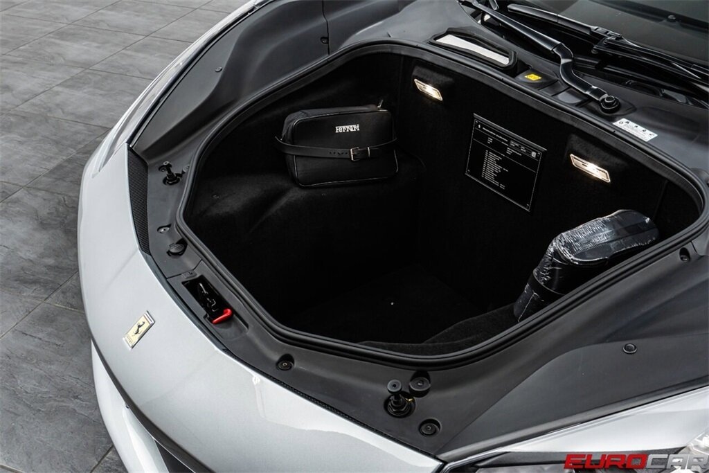 2018 Ferrari 488 GTB  *FULL BODY PPF * SUSPENSION LIFTER * CARBON FIBER STEERING WHEEL W/LEDS* - Photo 10 - Costa Mesa, CA 92626