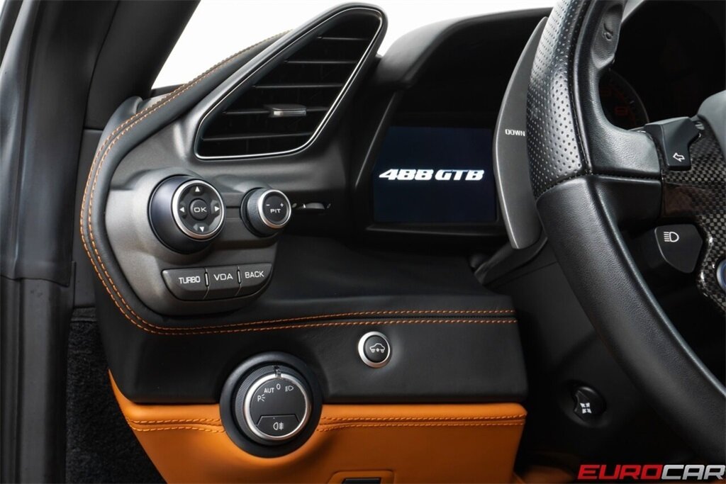 2018 Ferrari 488 GTB  *FULL BODY PPF * SUSPENSION LIFTER * CARBON FIBER STEERING WHEEL W/LEDS* - Photo 31 - Costa Mesa, CA 92626