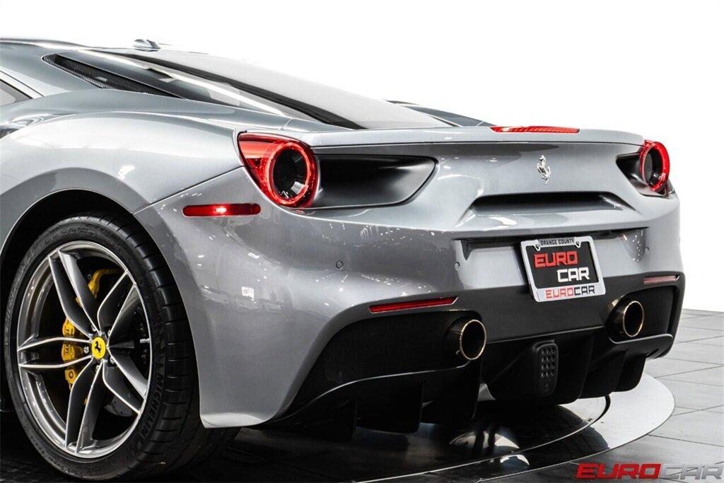 2018 Ferrari 488 GTB  *FULL BODY PPF * SUSPENSION LIFTER * CARBON FIBER STEERING WHEEL W/LEDS* - Photo 19 - Costa Mesa, CA 92626