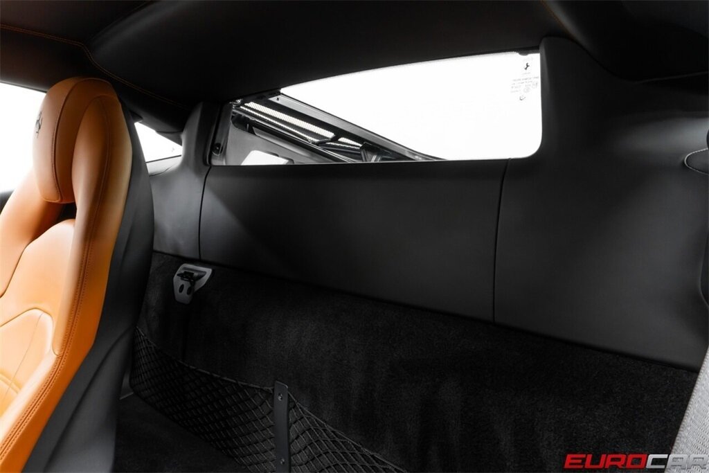 2018 Ferrari 488 GTB  *FULL BODY PPF * SUSPENSION LIFTER * CARBON FIBER STEERING WHEEL W/LEDS* - Photo 45 - Costa Mesa, CA 92626