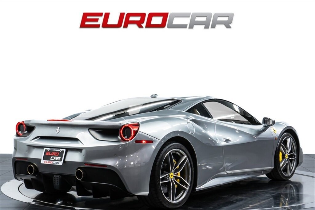 2018 Ferrari 488 GTB  *FULL BODY PPF * SUSPENSION LIFTER * CARBON FIBER STEERING WHEEL W/LEDS* - Photo 5 - Costa Mesa, CA 92626