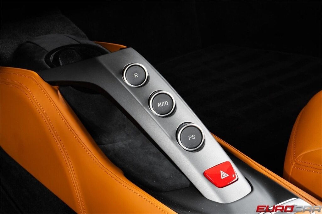 2018 Ferrari 488 GTB  *FULL BODY PPF * SUSPENSION LIFTER * CARBON FIBER STEERING WHEEL W/LEDS* - Photo 38 - Costa Mesa, CA 92626