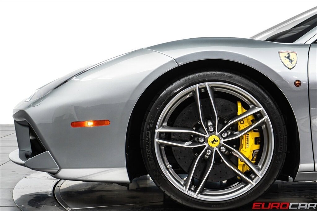 2018 Ferrari 488 GTB  *FULL BODY PPF * SUSPENSION LIFTER * CARBON FIBER STEERING WHEEL W/LEDS* - Photo 15 - Costa Mesa, CA 92626