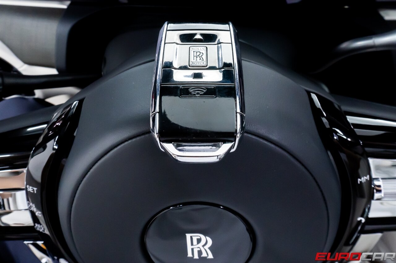 2022 Rolls-Royce Ghost  *STARLIGHT HEADLINER * REAR ENTERTAINMENT* - Photo 42 - Costa Mesa, CA 92626