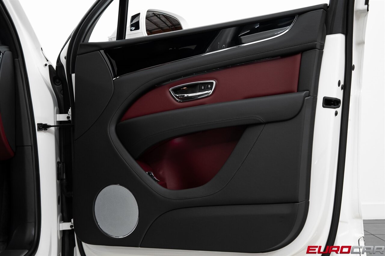 2023 Bentley Bentayga *FRONT SEAT COMFORT SPEC*   - Photo 22 - Costa Mesa, CA 92626