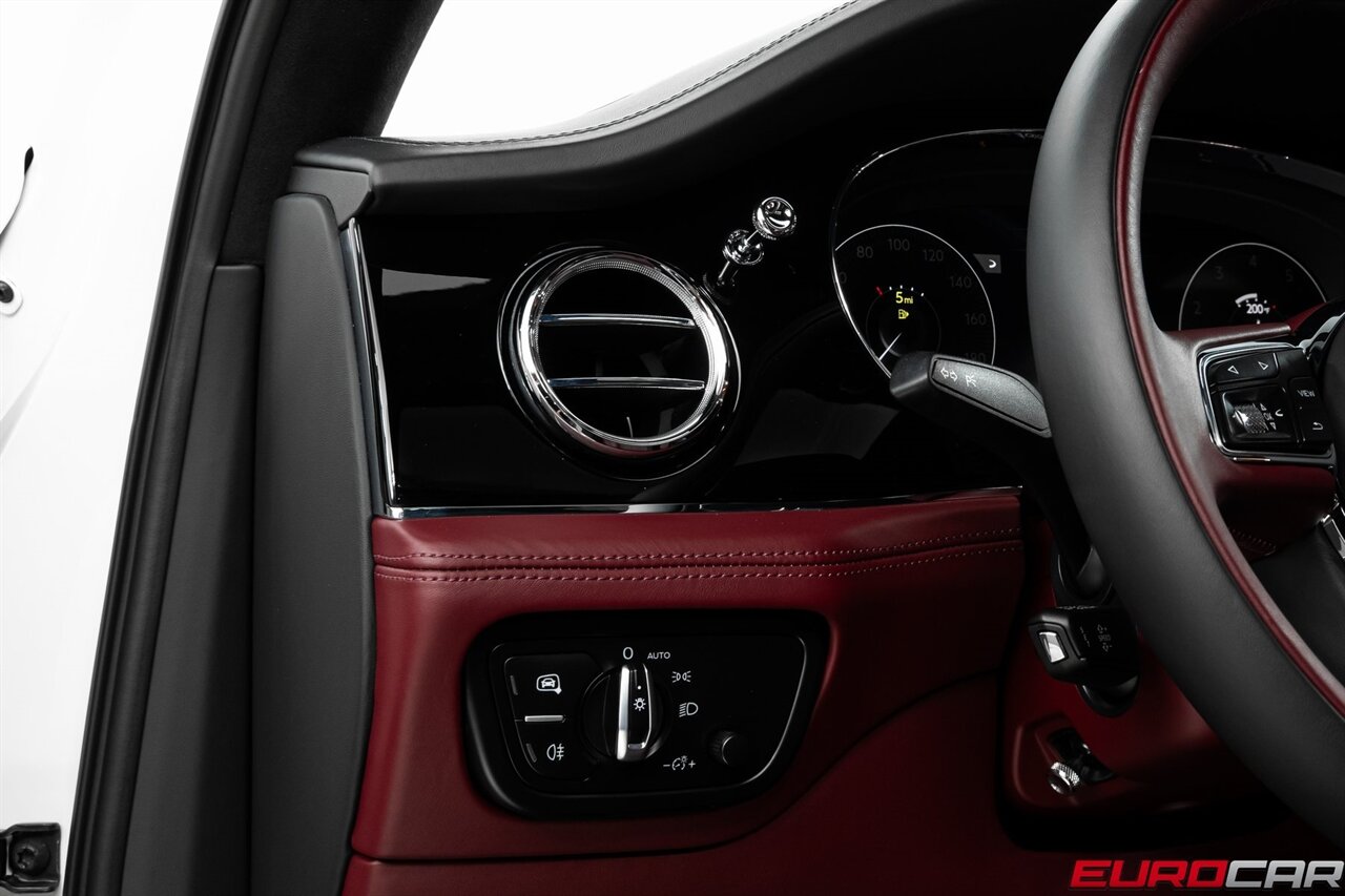 2023 Bentley Bentayga *FRONT SEAT COMFORT SPEC*   - Photo 25 - Costa Mesa, CA 92626